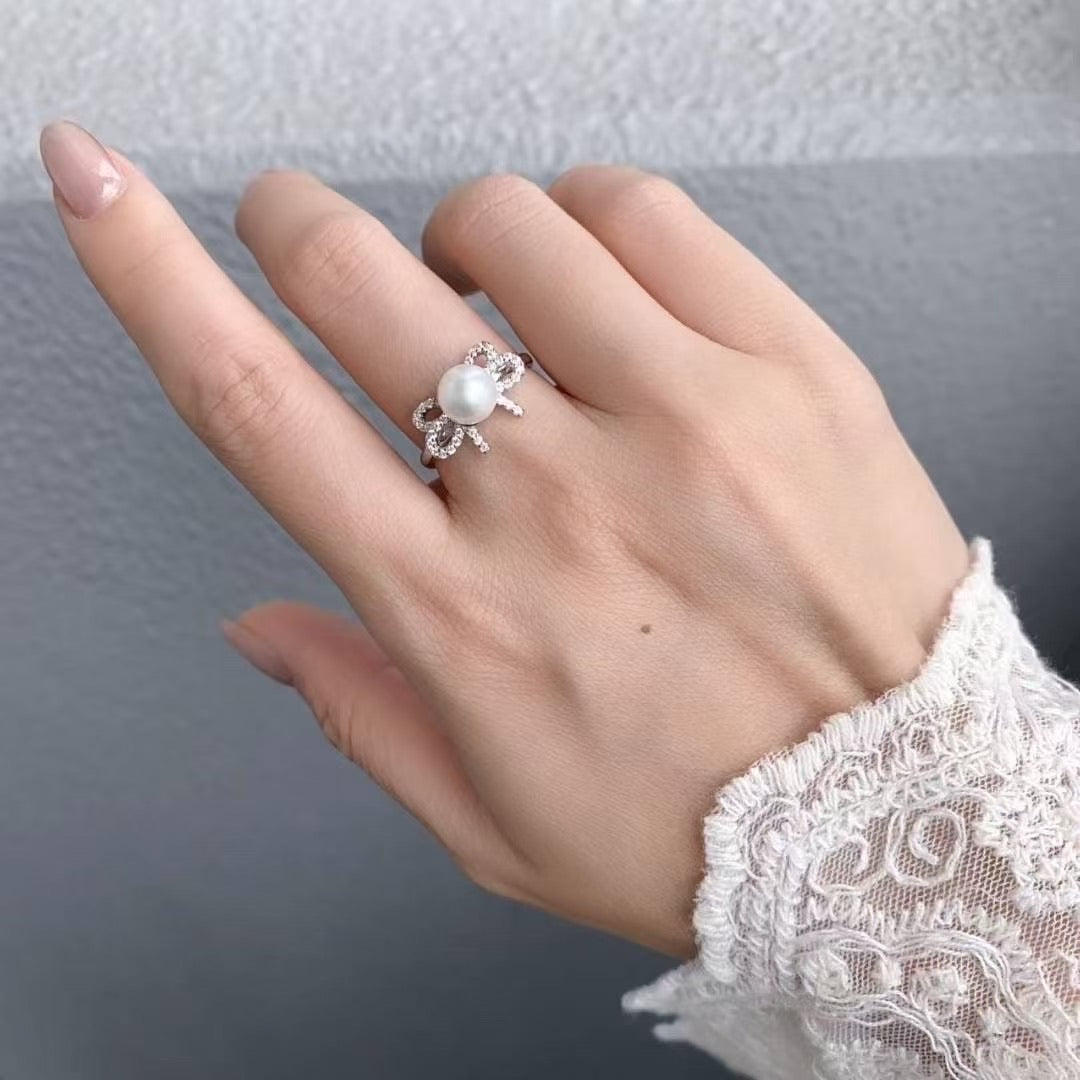 Elegant Akoya Pearl Bow Ring - 7-7.5mm, Adjustable Fit