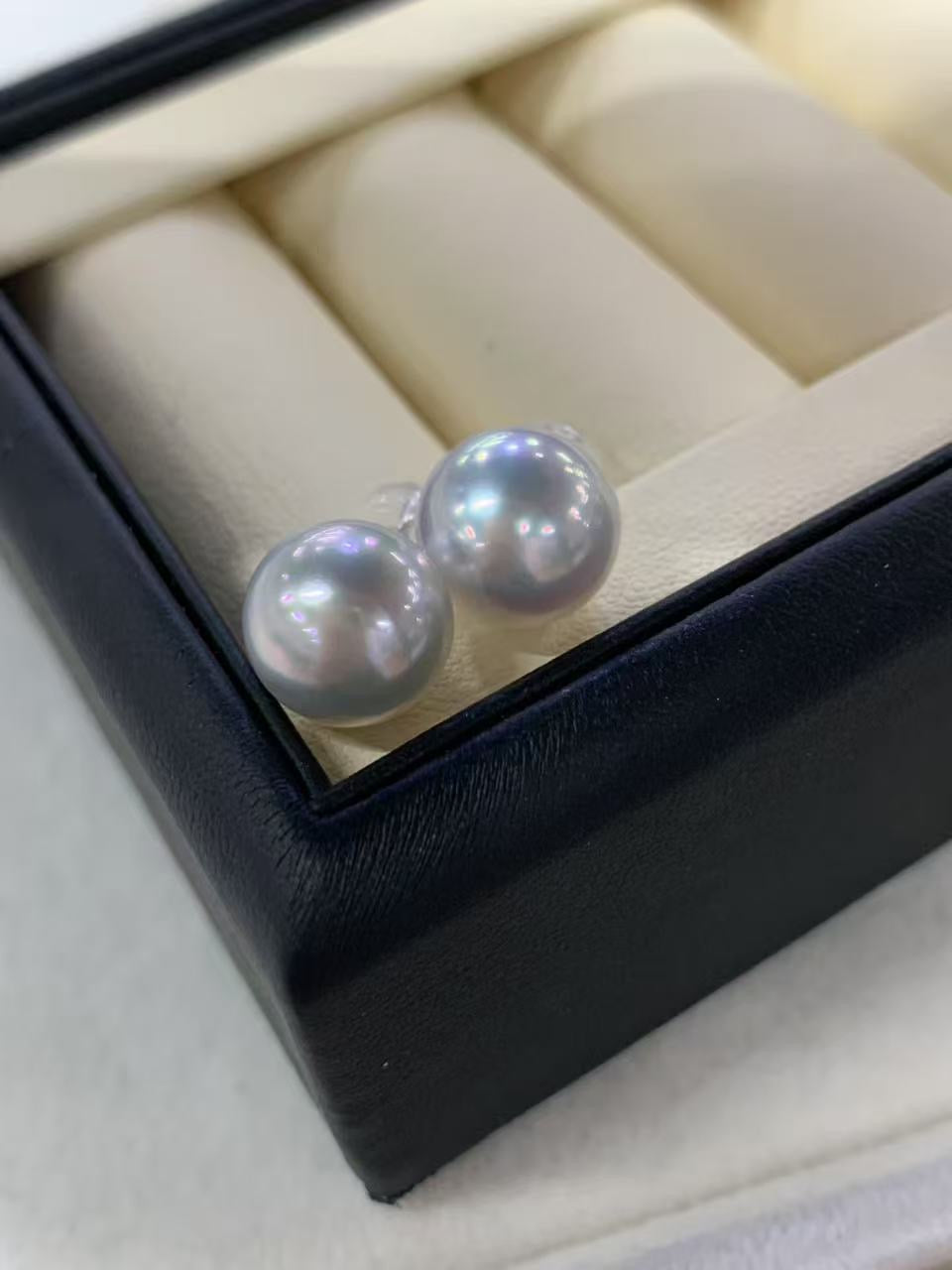 10mm South Sea Round Pearl Stud Earrings
